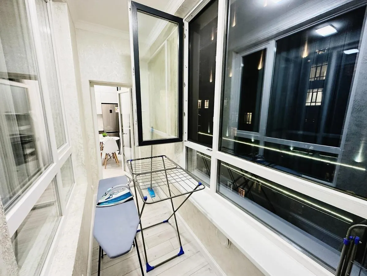 Apartment New Luxe 1-Ком В Центре Столицы Nur-Sultan
