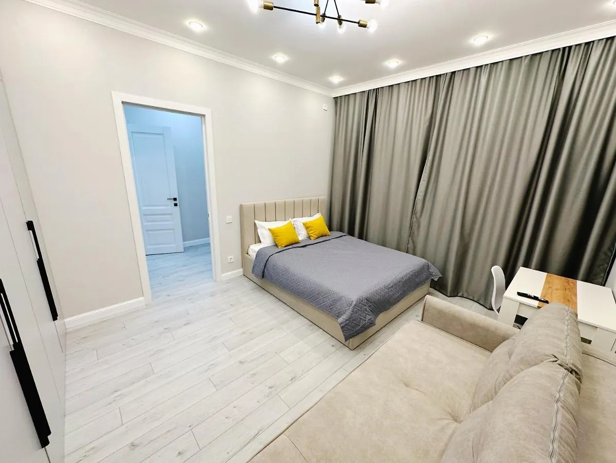 Apartment New Luxe 1-Ком В Центре Столицы Nur-Sultan